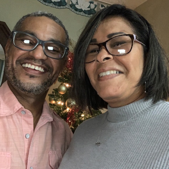 Meet your Posher, Jorge - Picture 3 of 6